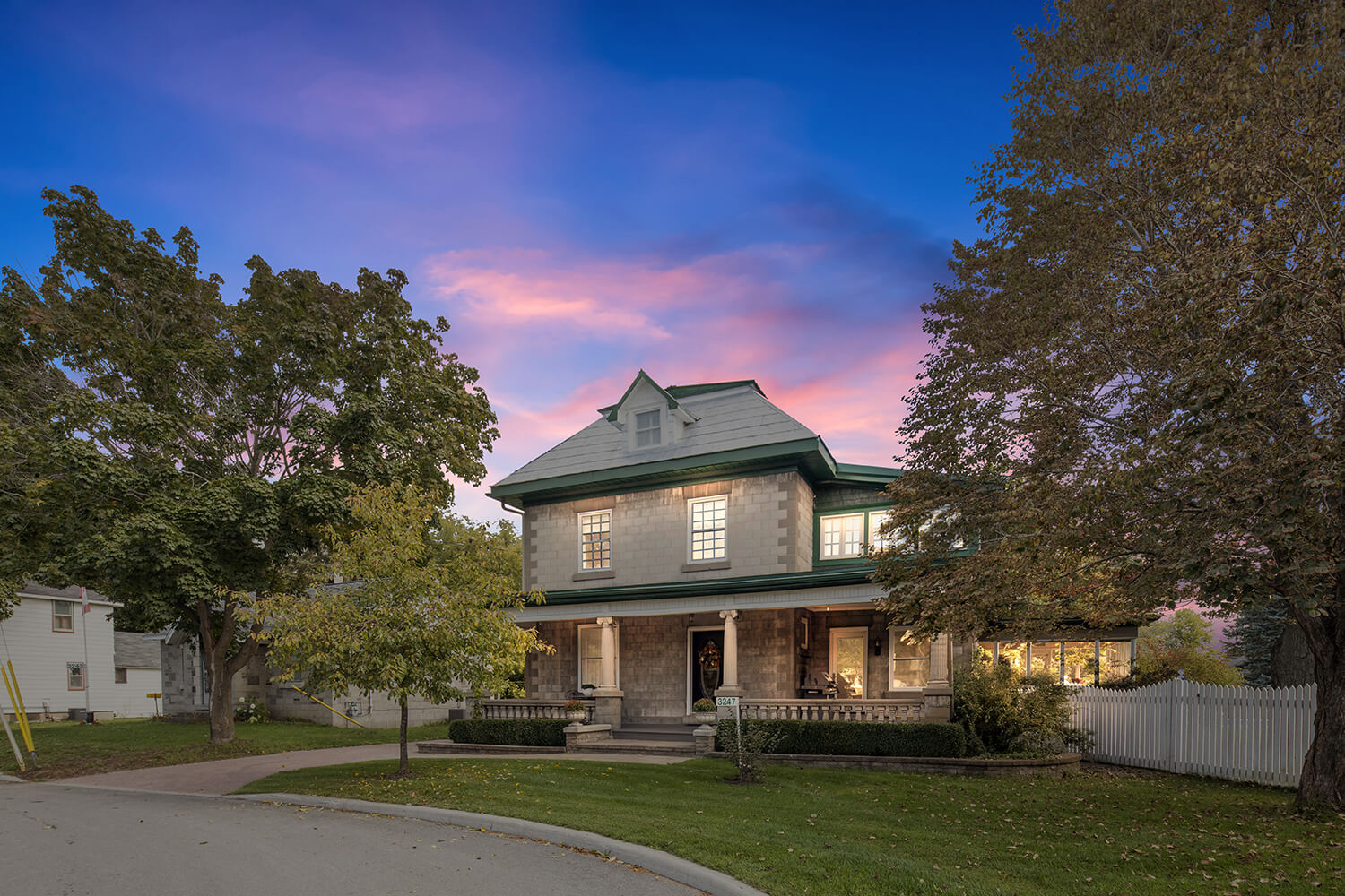 Add Heating plus Air Conditioning System Service to your Fall To-Do List